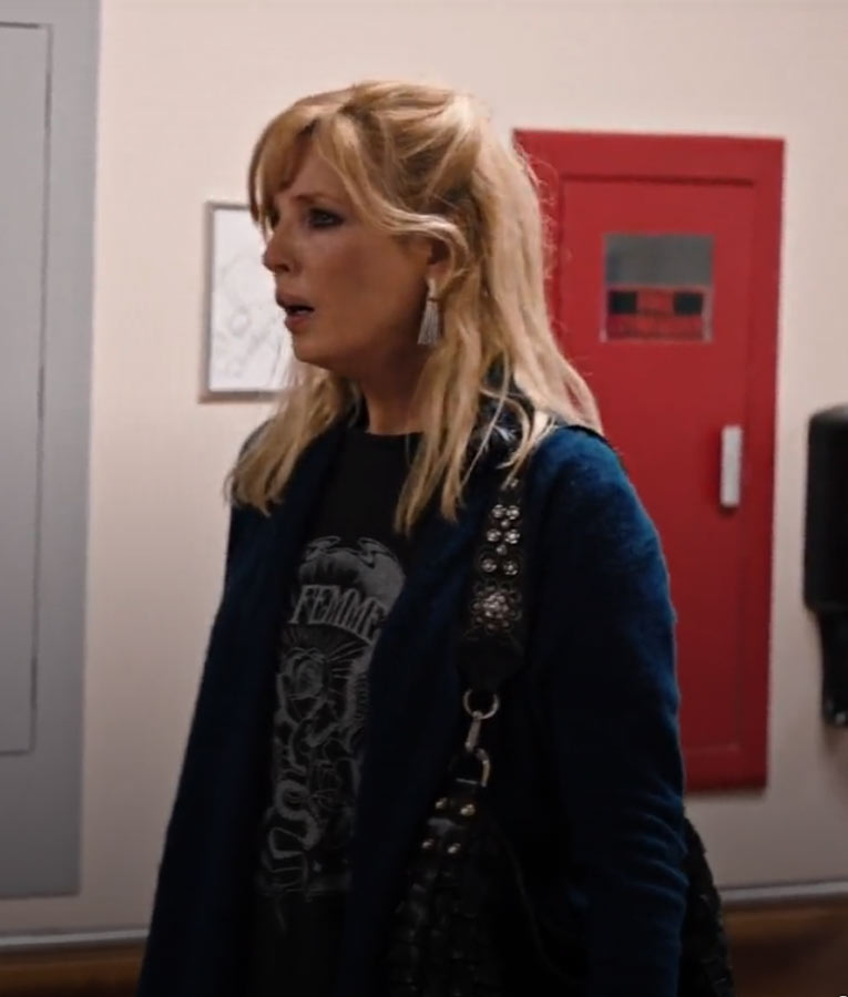 Beth Dutton Yellowstone S04 Blue Coat 